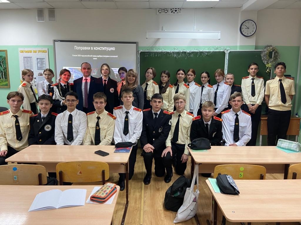 Встреча с депутатами гп Пойковский в нашей школе.
